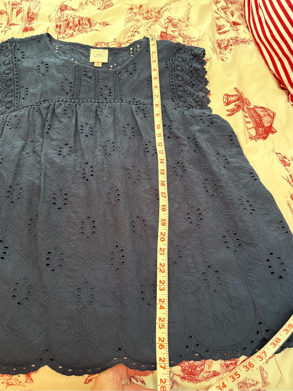 Pair of Navy & White Eyelet Scallop Hem Tops, XL - Picture 10 of 14